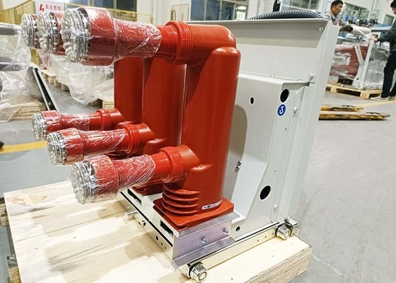 مدار شکن وکیوم ولتاژ بالا قابل برداشت سه فاز AC 50HZ 1250A 220V