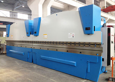 320 T CNC همگام سازی ماشین آلات خم کن ترمز از یک تراشه پلاستیکی شروع می شود